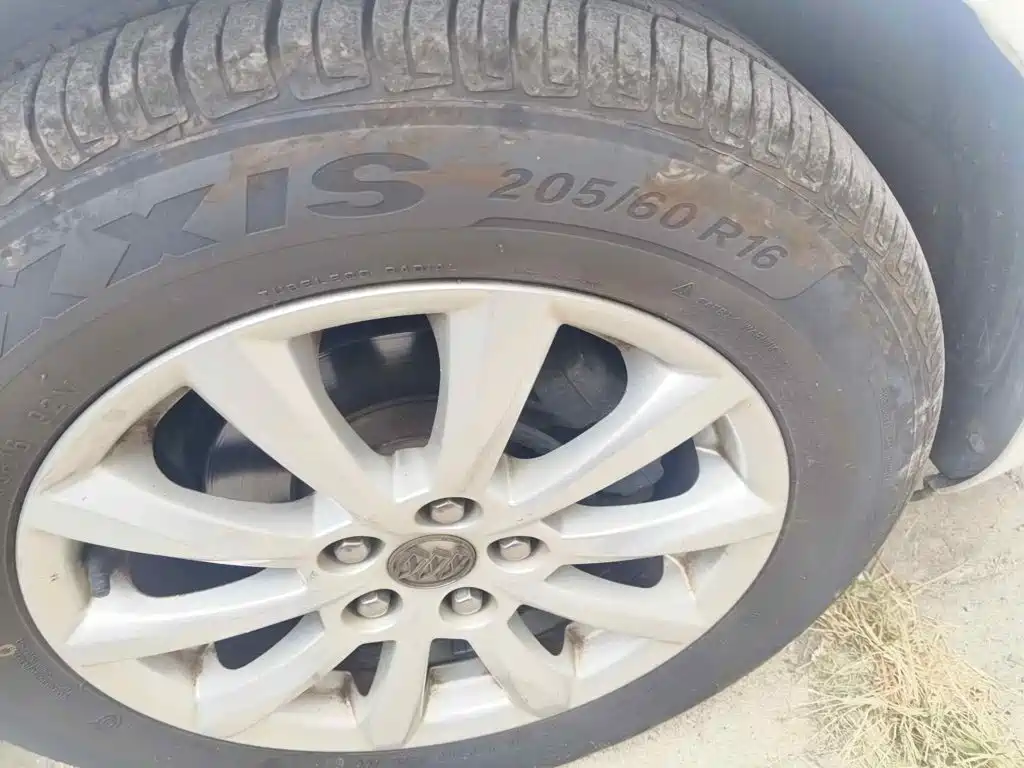 Photo 7 - Buick Excelle