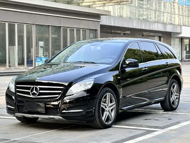 Mercedes-Benz Mercedes-Benz R-Class 2017 R 400 4MATIC Collector's Edition