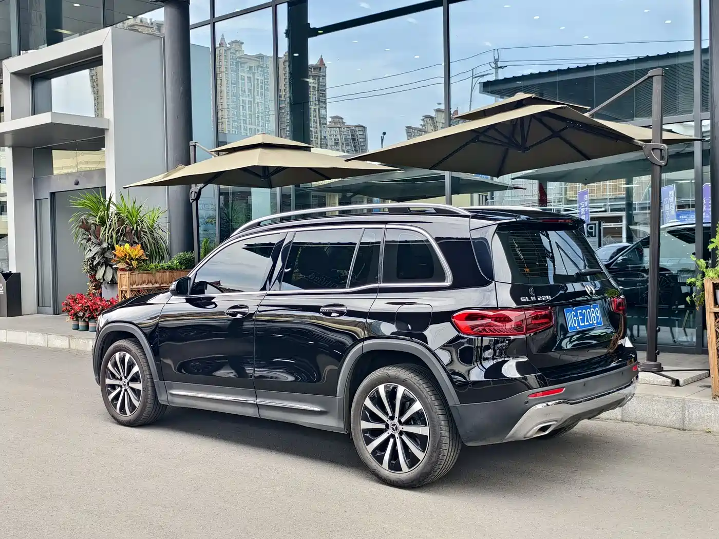 Mercedes-Benz GLB 2025 Model GLB 220 Fashion Style фото 6