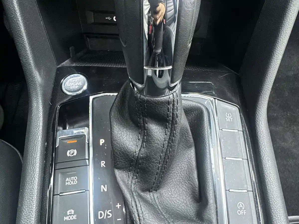 Volkswagen Tharu 2021 Model 280TSI 2WD Luxury Edition фото 13