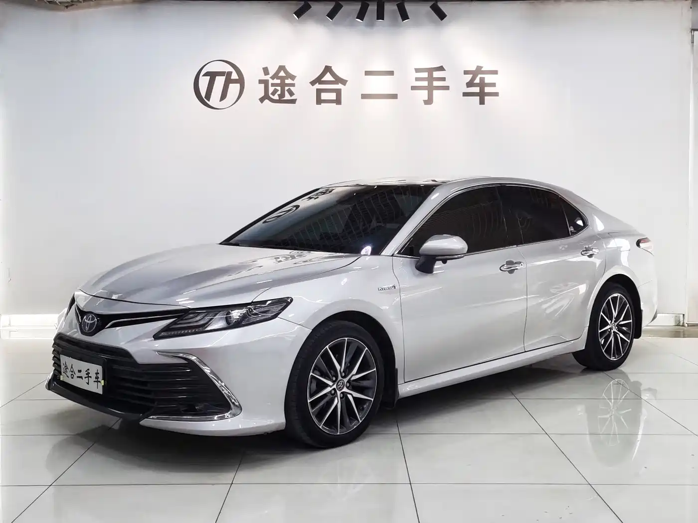 Toyota Camry 2021 Hybrid 2.5HG Luxury Edition