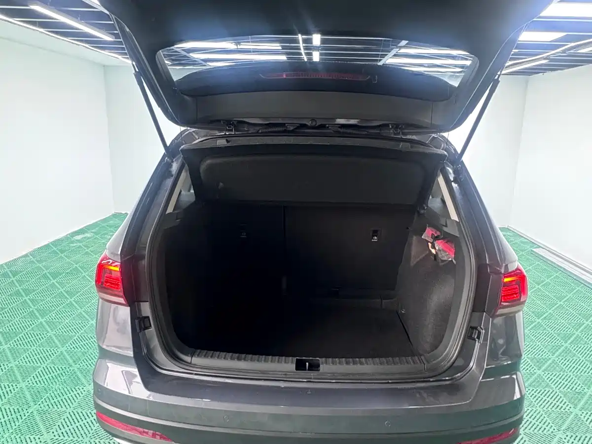 Volkswagen Tharu 2021 Model 280TSI 2WD Luxury Edition фото 8