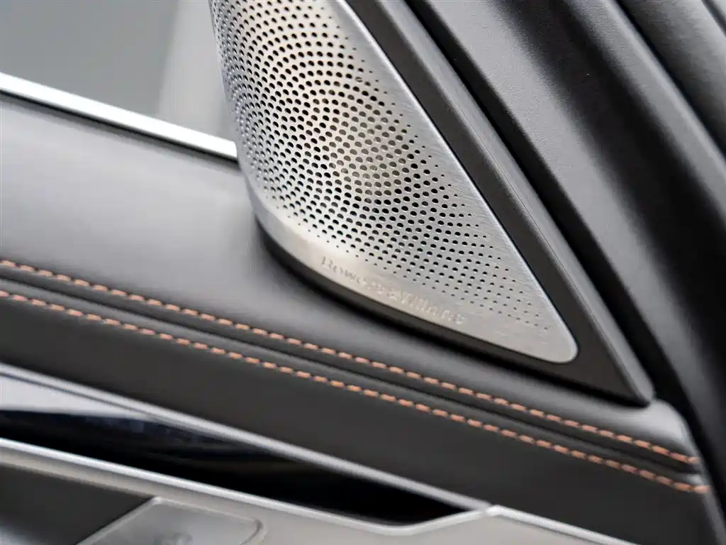 BMW 7 Series 2019 Facelift 750Li xDrive V8 Luxury Package фото 8