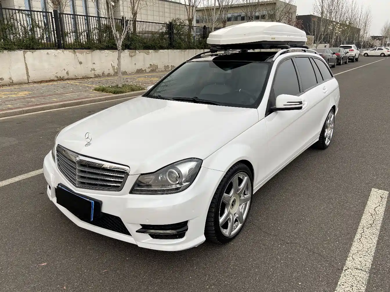 Mercedes-Benz C-Class (Import) 2011 C 200 Luxury Sports Wagon
