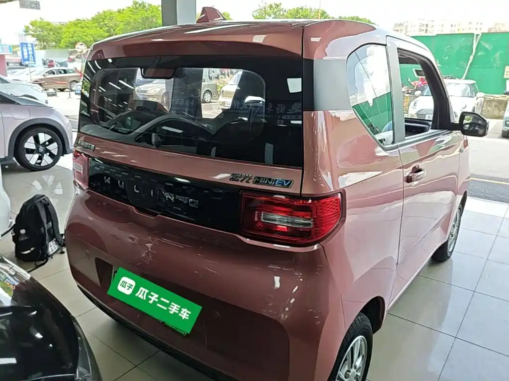 Фото 7 - Wuling Motors Hongguang MINIEV