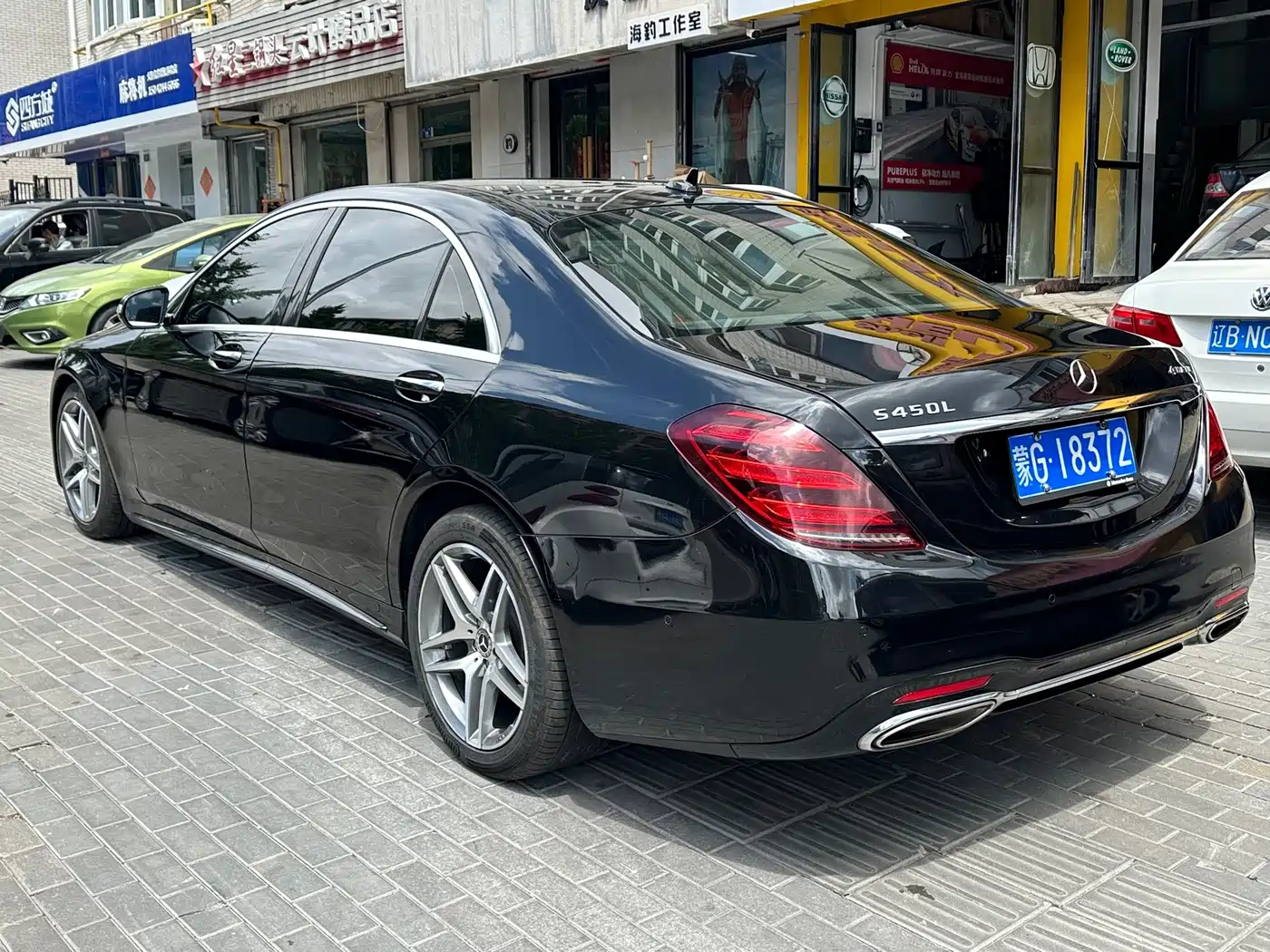 Фото 4 - Mercedes-Benz S-Class