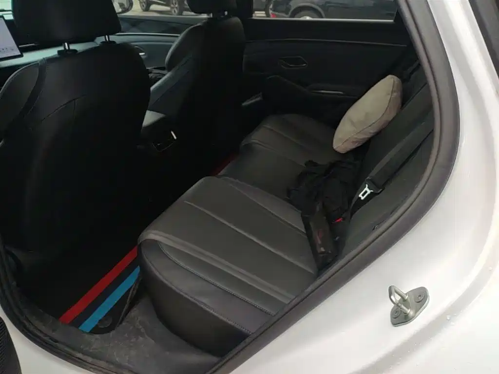 BYD Qin L 2025 DM-i Smart Drive Edition 80KM Leading фото 17