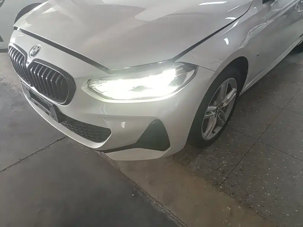 BMW 1 Series 2023 2022 120i M Sport Shadow Edition