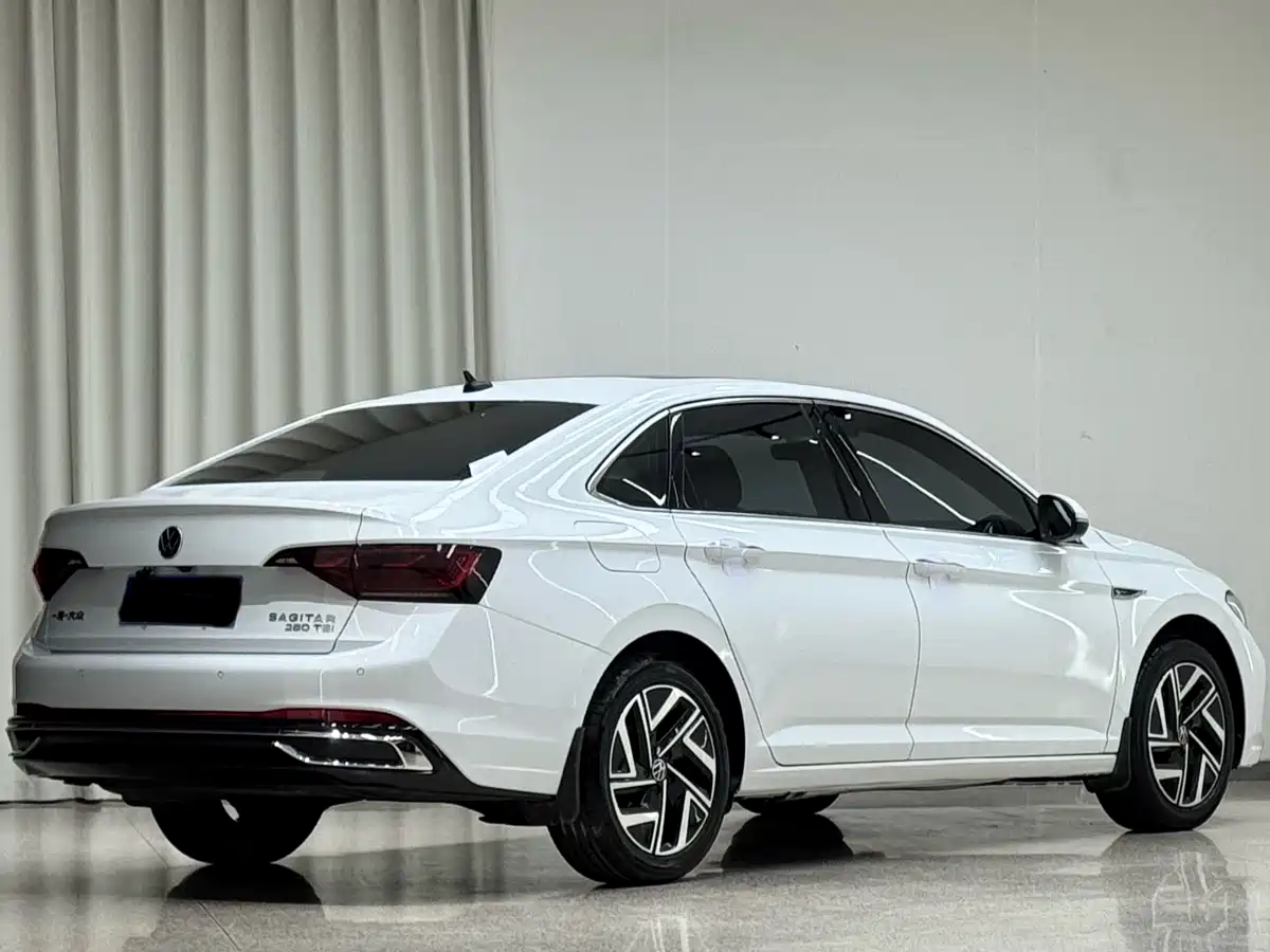 Volkswagen Sagitar 2023 280TSI DSG Surpass Plus Edition фото 6