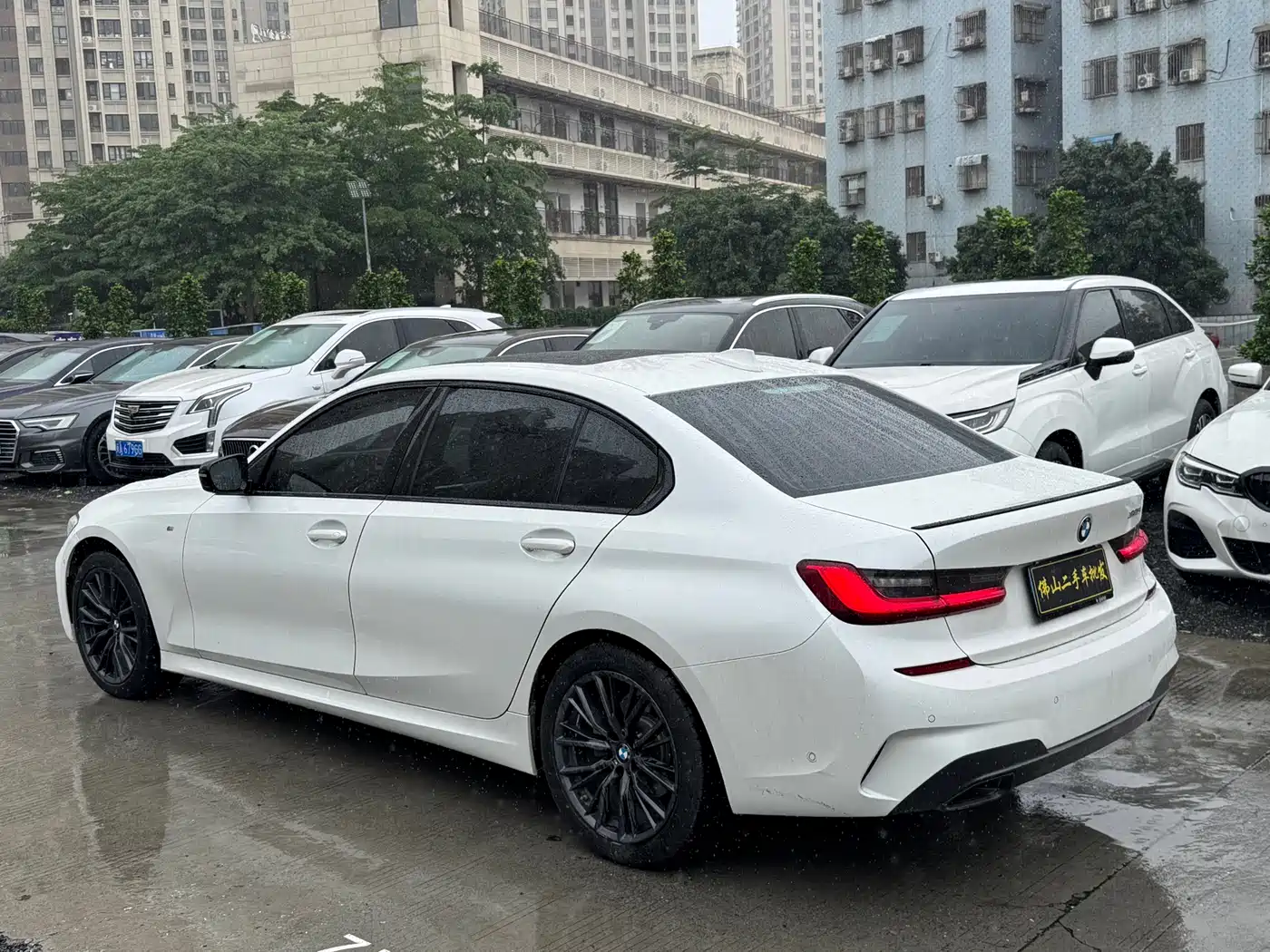 BMW 3 Series 2020 325Li M Sport Black Night Package фото 7