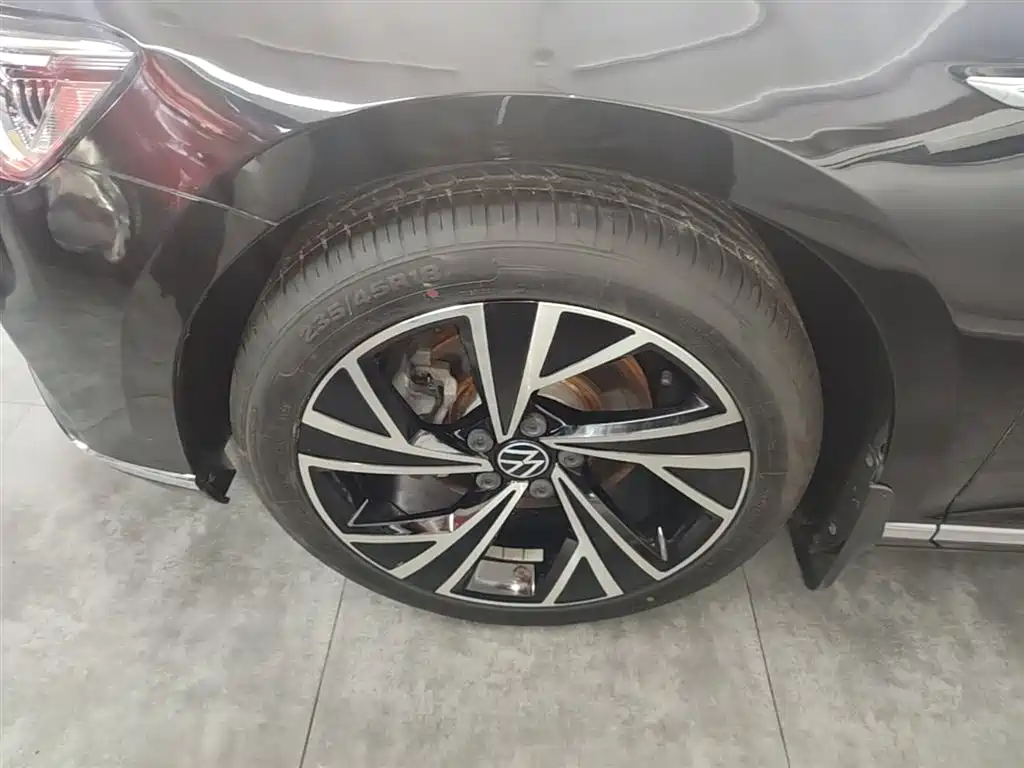 Volkswagen Magotan 2020 330TSI DSG Luxury фото 23