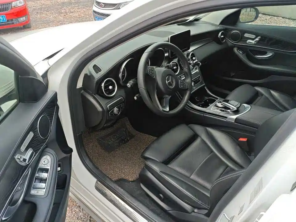 Mercedes-Benz C-Class 2016 C 200 L Sport фото 6