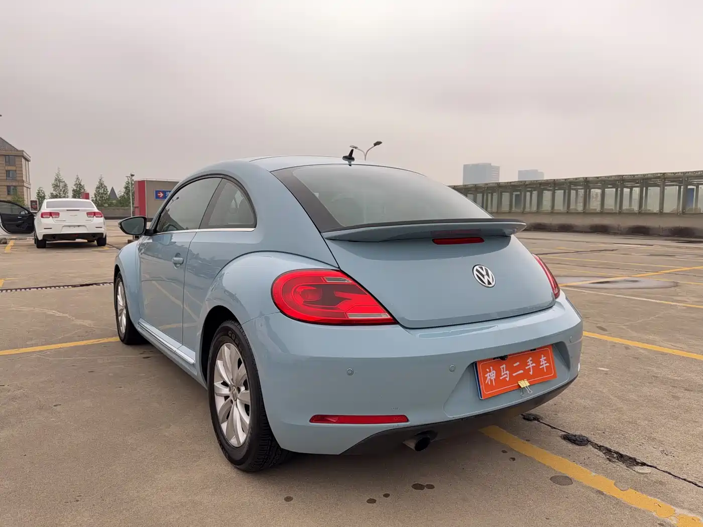 Volkswagen Beetle 2015 180TSI фото 4