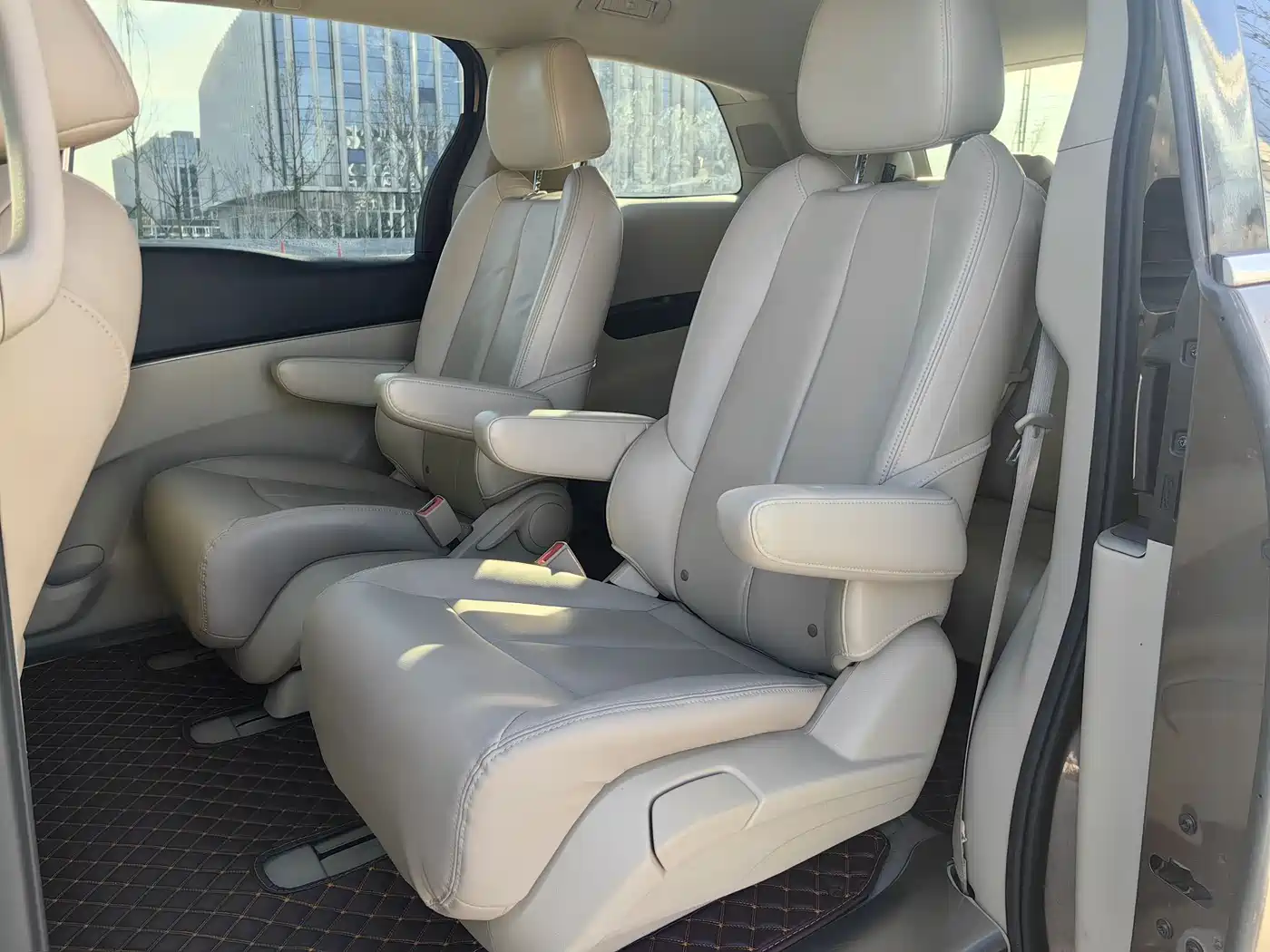 Buick GL8 2018 28T Luxury Model China VI фото 6