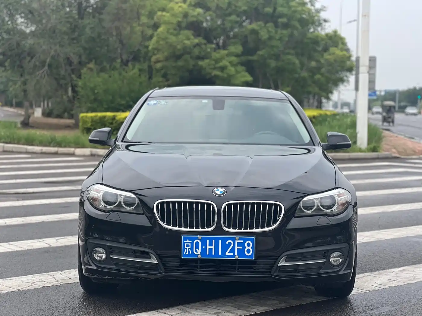 BMW 5 Series 2014 525Li Leading фото 2