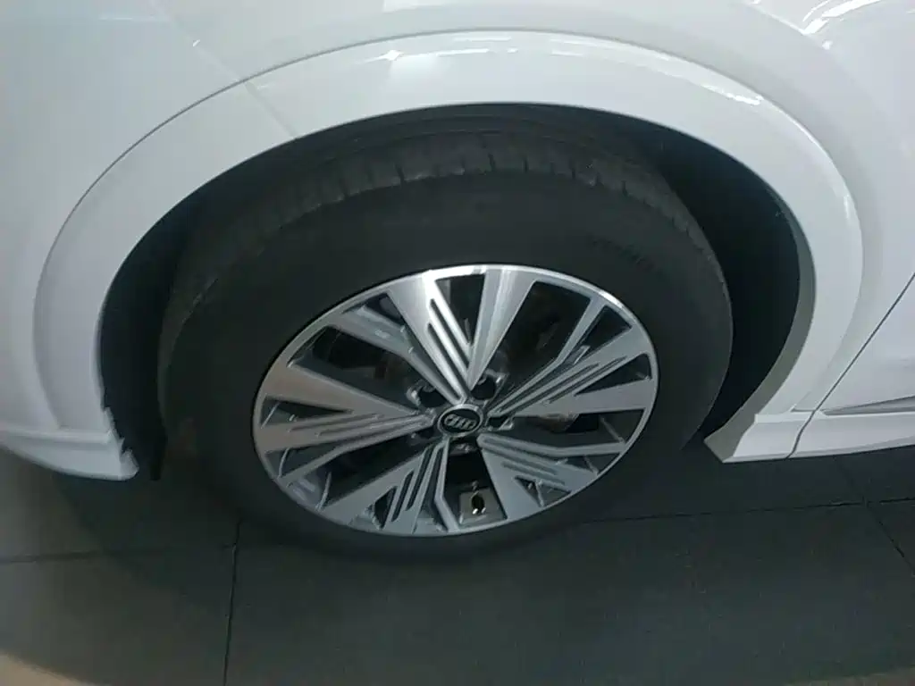 Audi Q4 e-tron 2025 2024 40 e-tron Pioneer Edition