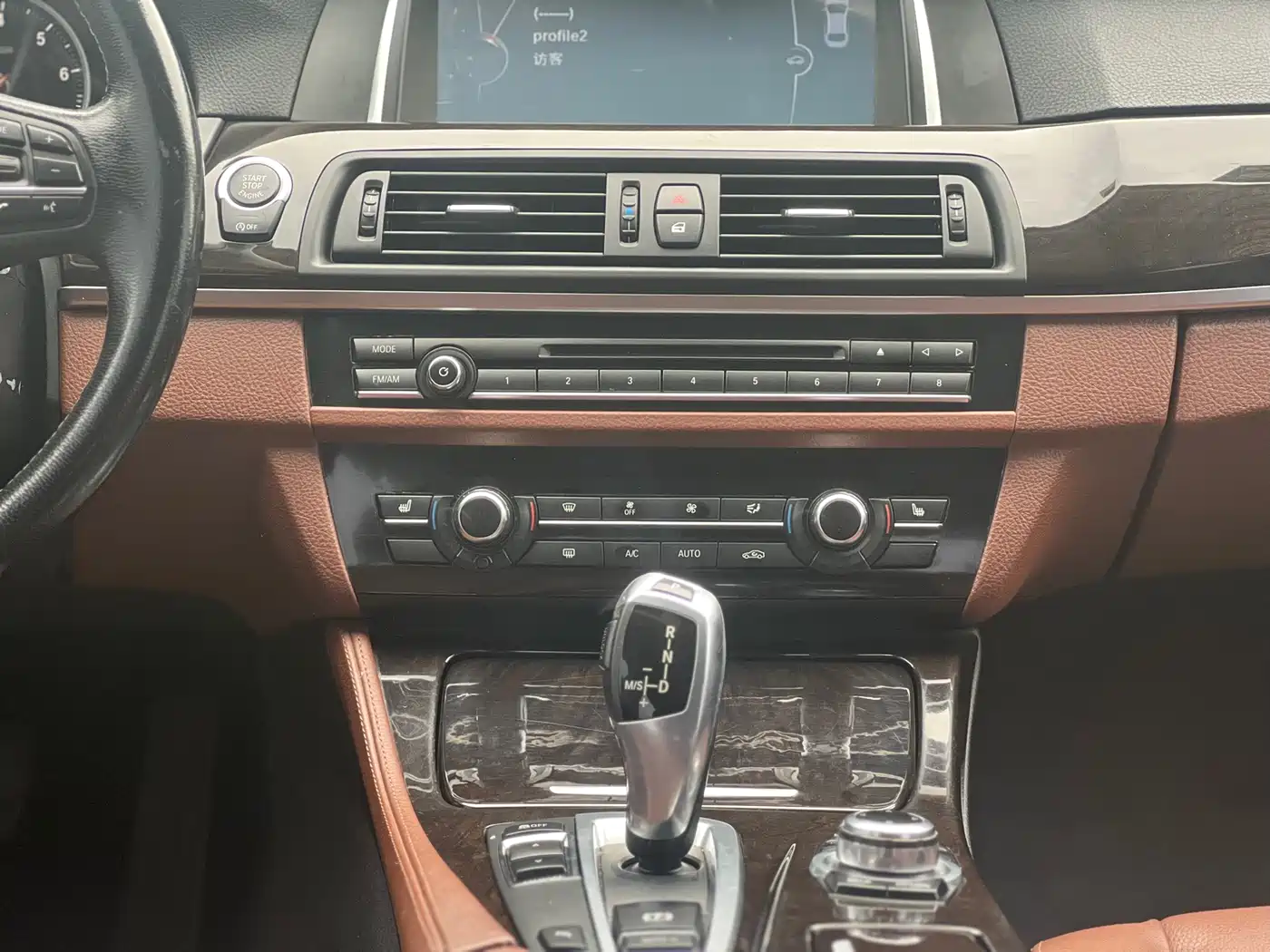 BMW 5 Series 2014 525Li Leading фото 12