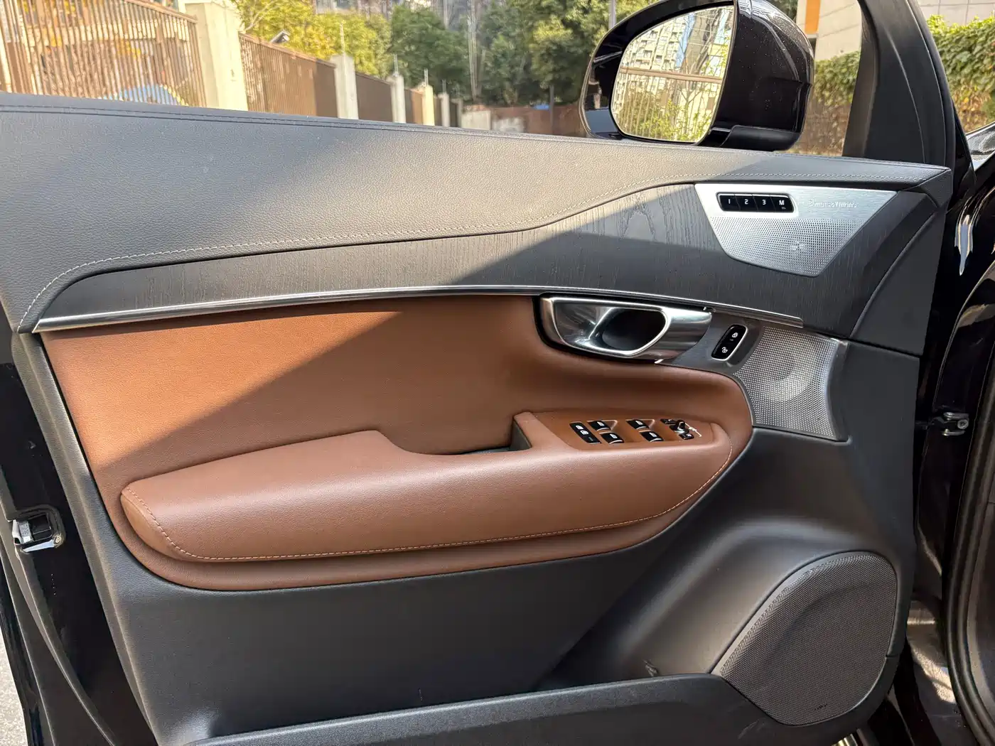 VOLVO XC90 PLUG IN HYBRID