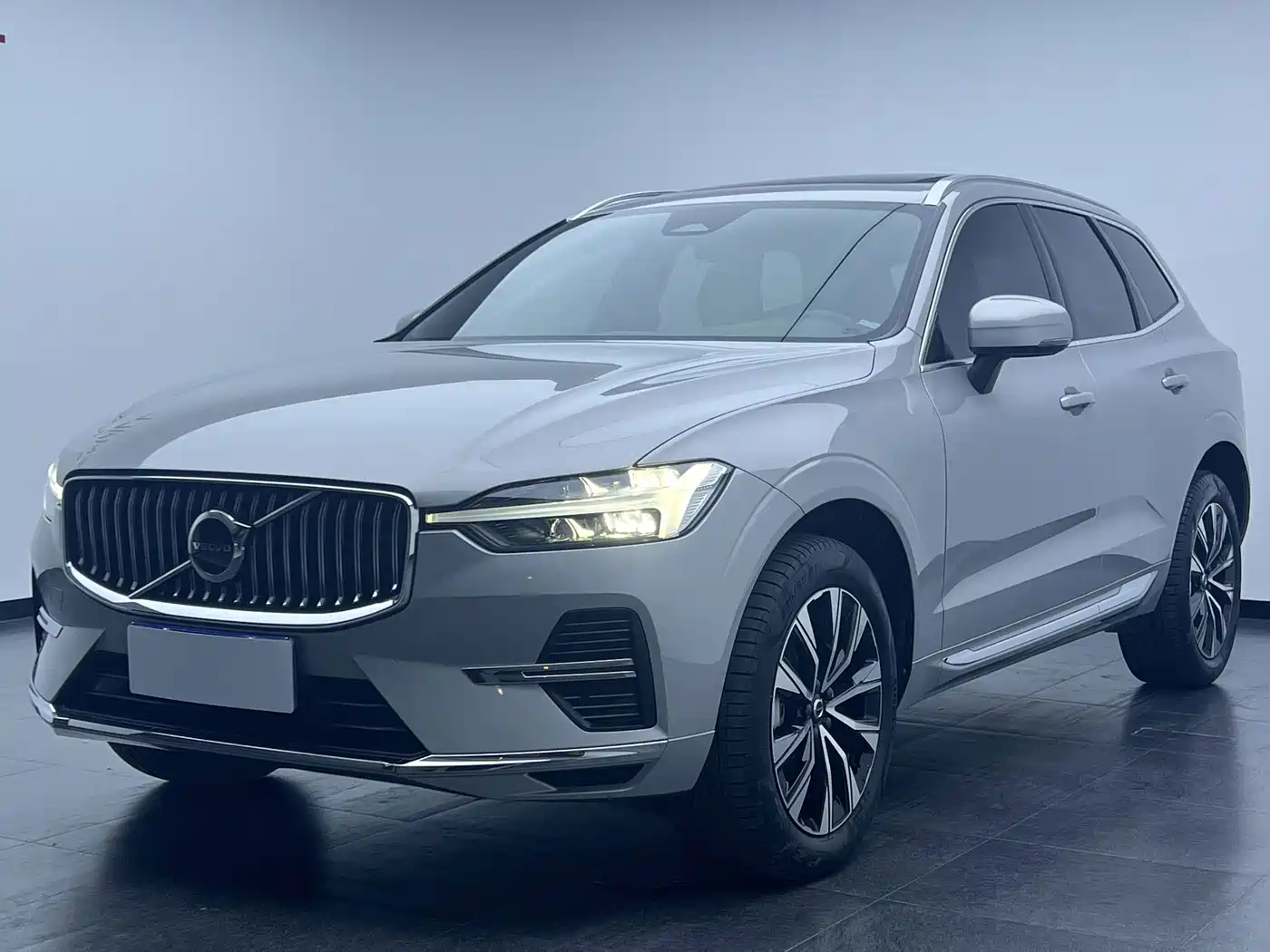 Photo 1 - Volvo XC60