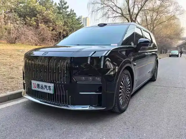  ZEEKR Zeekr 009 2024 7-Seat Aisle AWD Version 108kWh