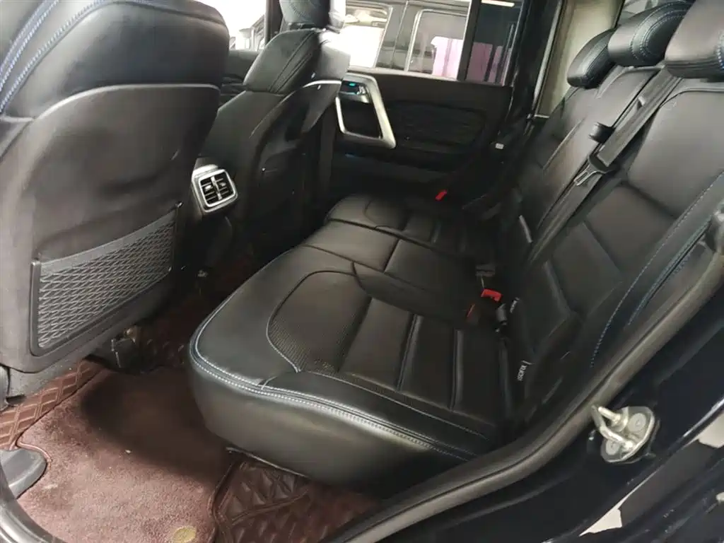 BAIC ORV Beijing Offroad BJ40 2019 PLUS 2.3T Automatic 4WD Flagship Edition China VI фото 17