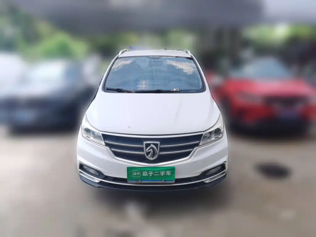 Baojun 730 2020 2019 1.5L Manual Fashion Edition 7-Seater China VI