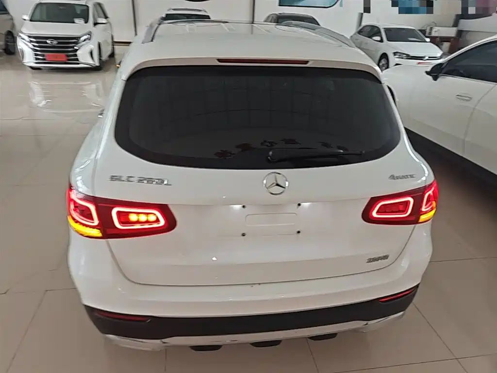 Mercedes-Benz GLC 2020 GLC 260 L 4MATIC Dynamic фото 6