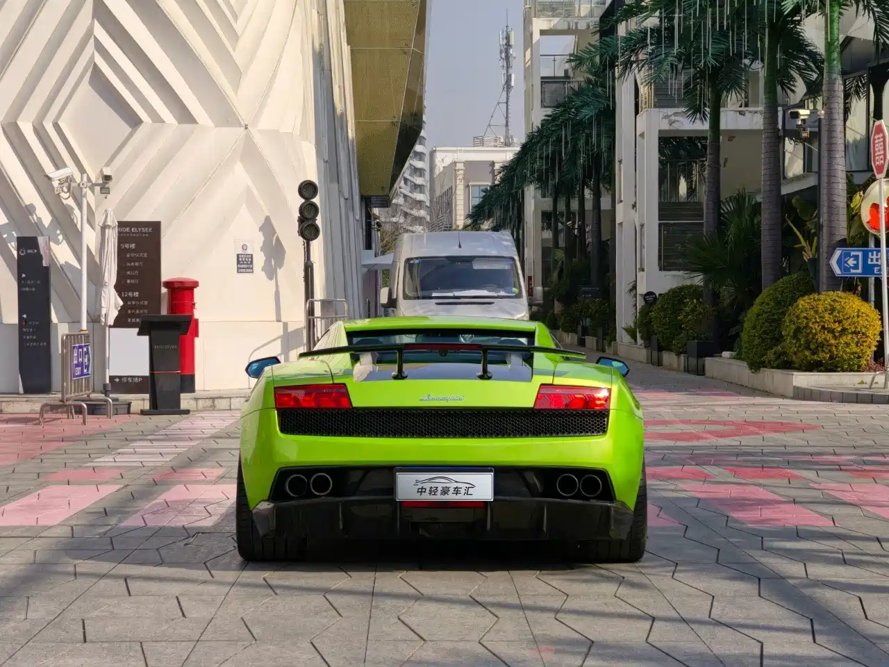 Lamborghini Gallardo 2011 LP 570-4 Superleggera фото 2