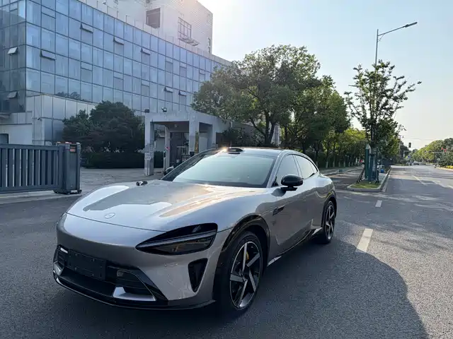 XIAOMI YU7