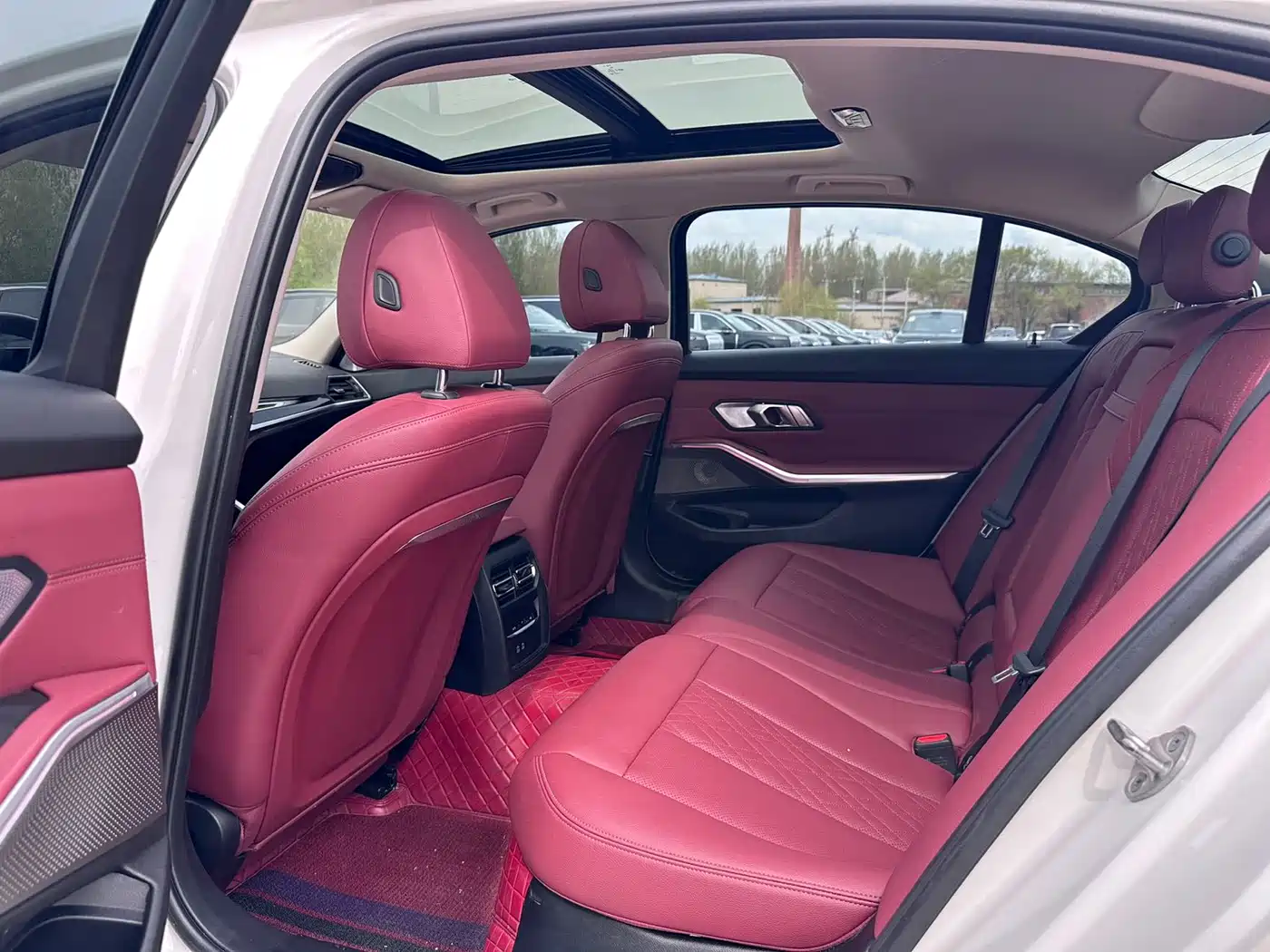 BMW 3 Series 2023 320Li M Sport Package фото 15