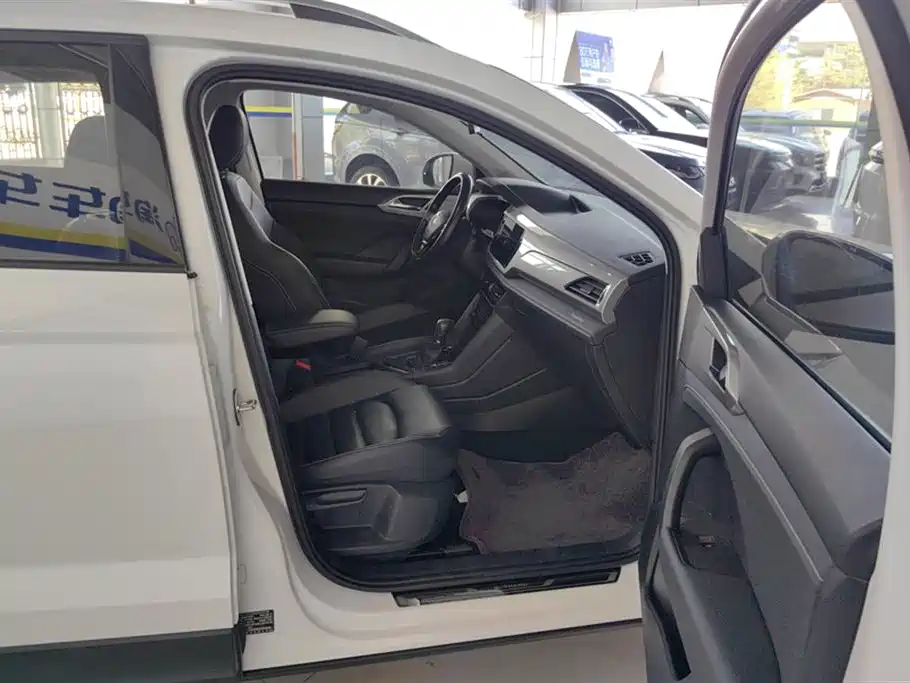 Volkswagen Tharu New Energy 2021 Panorama Premium Edition фото 8