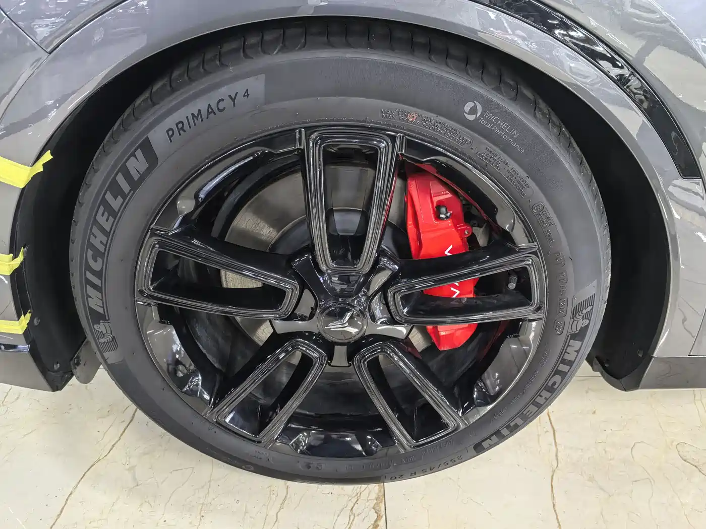 Voyah Auto VOYAH FREE 2025 318 259km 4WD Explorer Edition фото 13