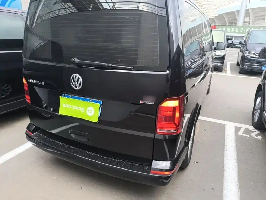 Volkswagen Caravelle 2018 2017 2.0TSI 4WD Comfort 7-Seater