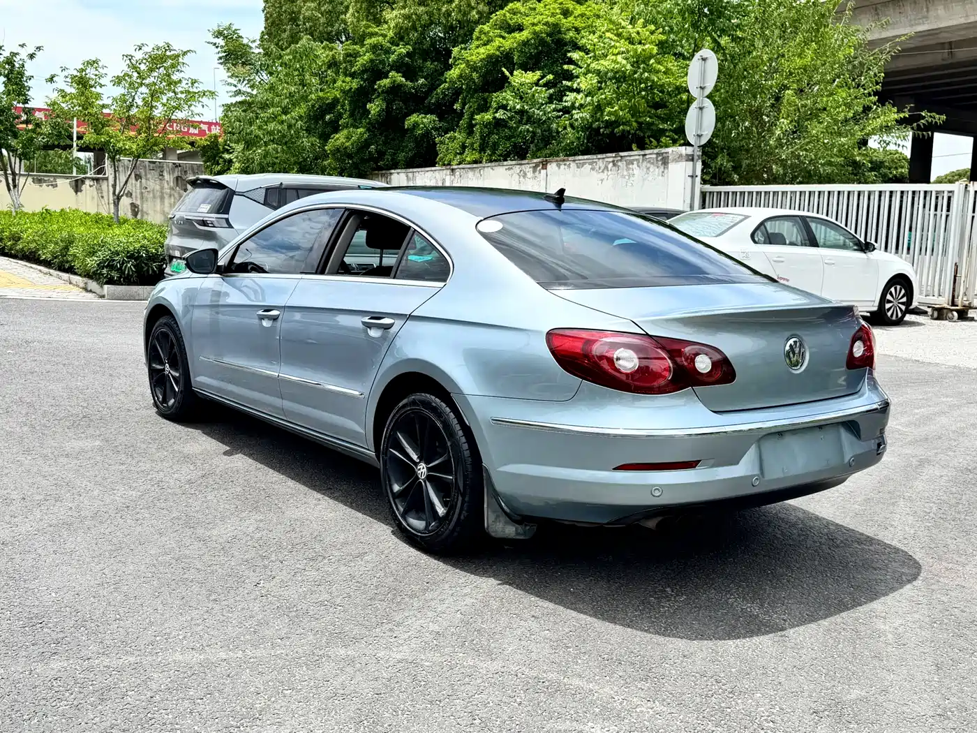 Volkswagen FAW-Volkswagen CC 2012 Model 2.0TSI Luxury фото 16