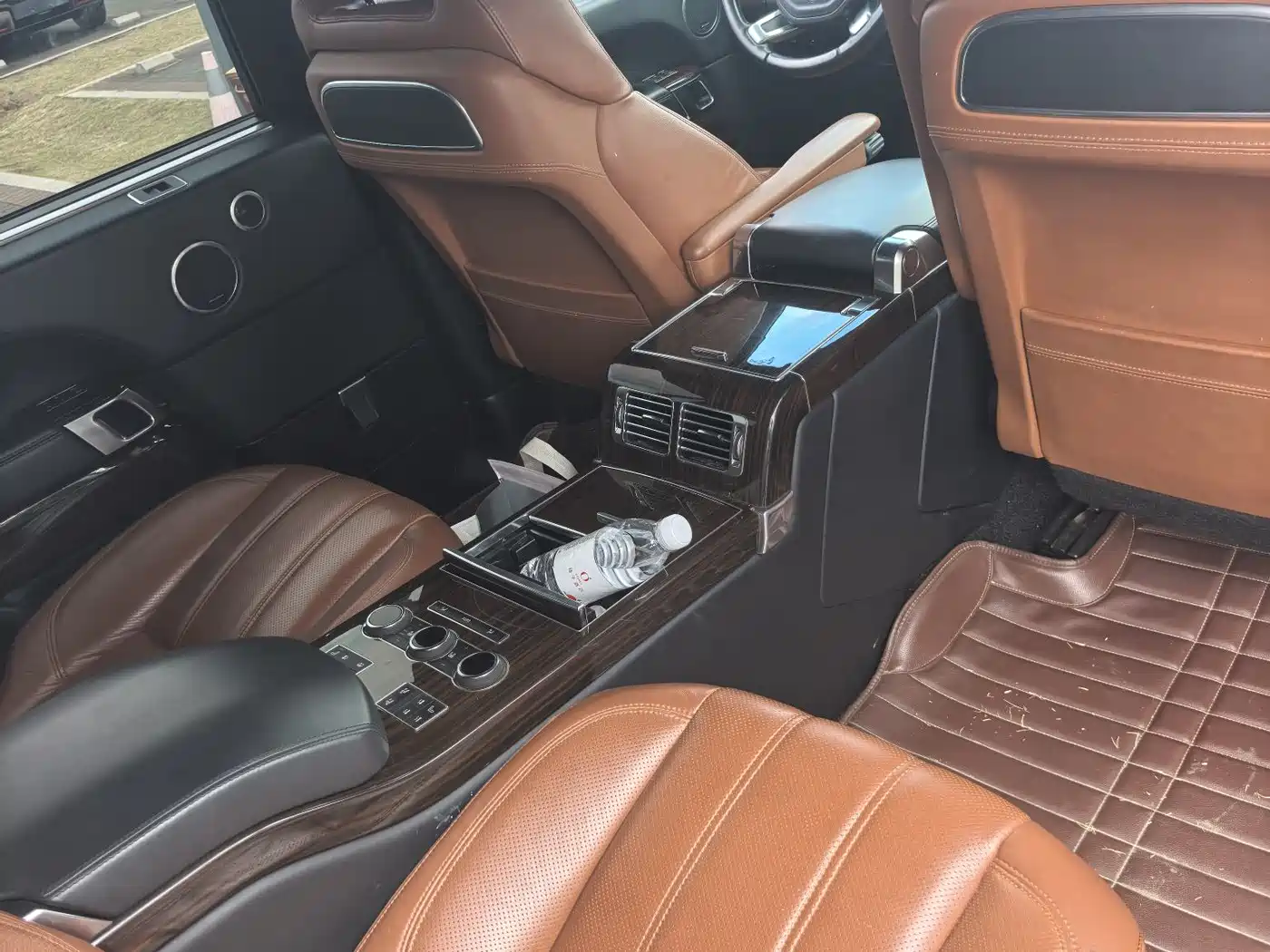 Land Rover Range Rover 2014 3.0 SC V6 Vogue SE Genesis Extended Edition фото 11