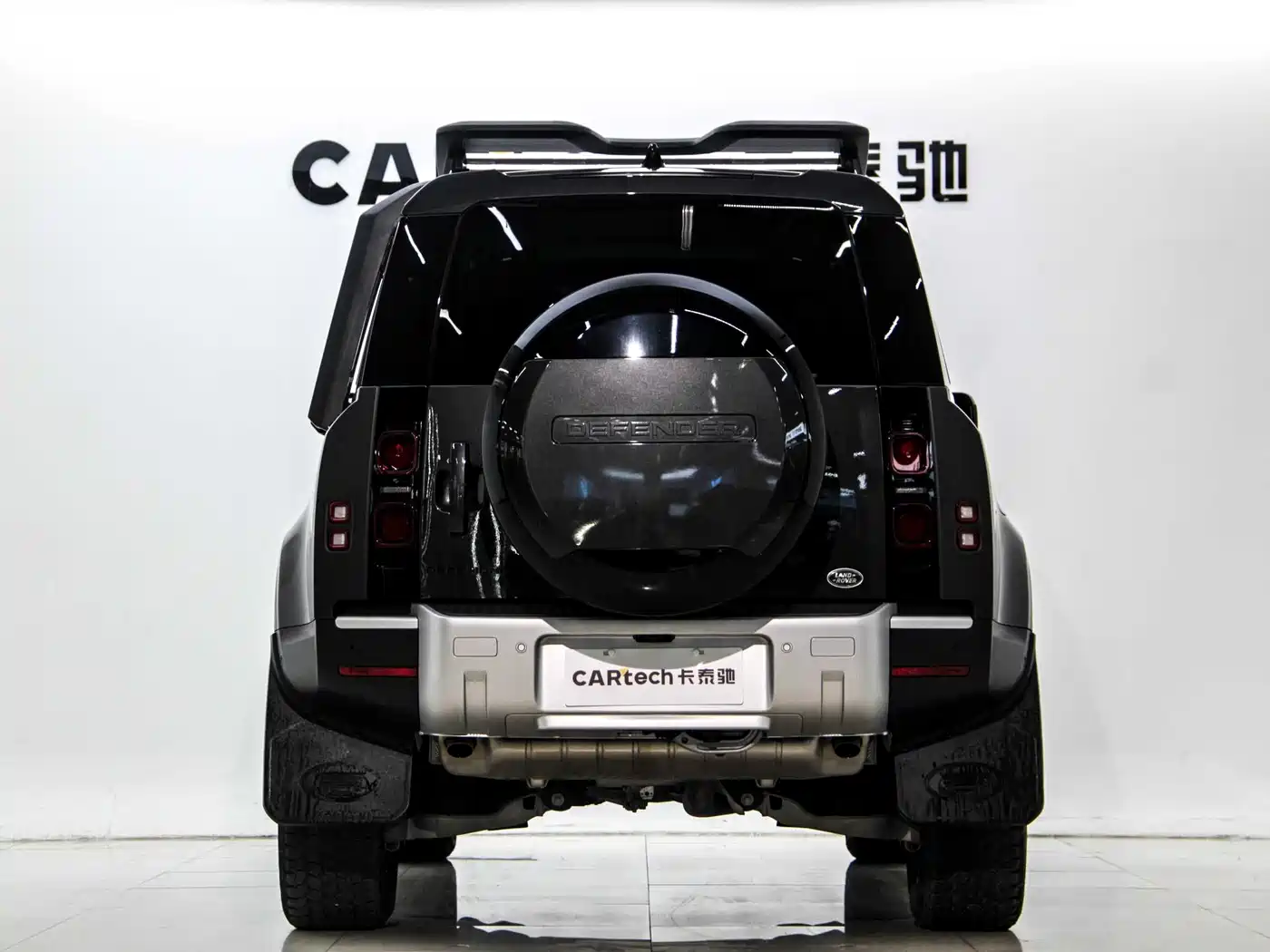 Land Rover Defender 2025 110 3.0T P400 Dark Special Edition фото 5