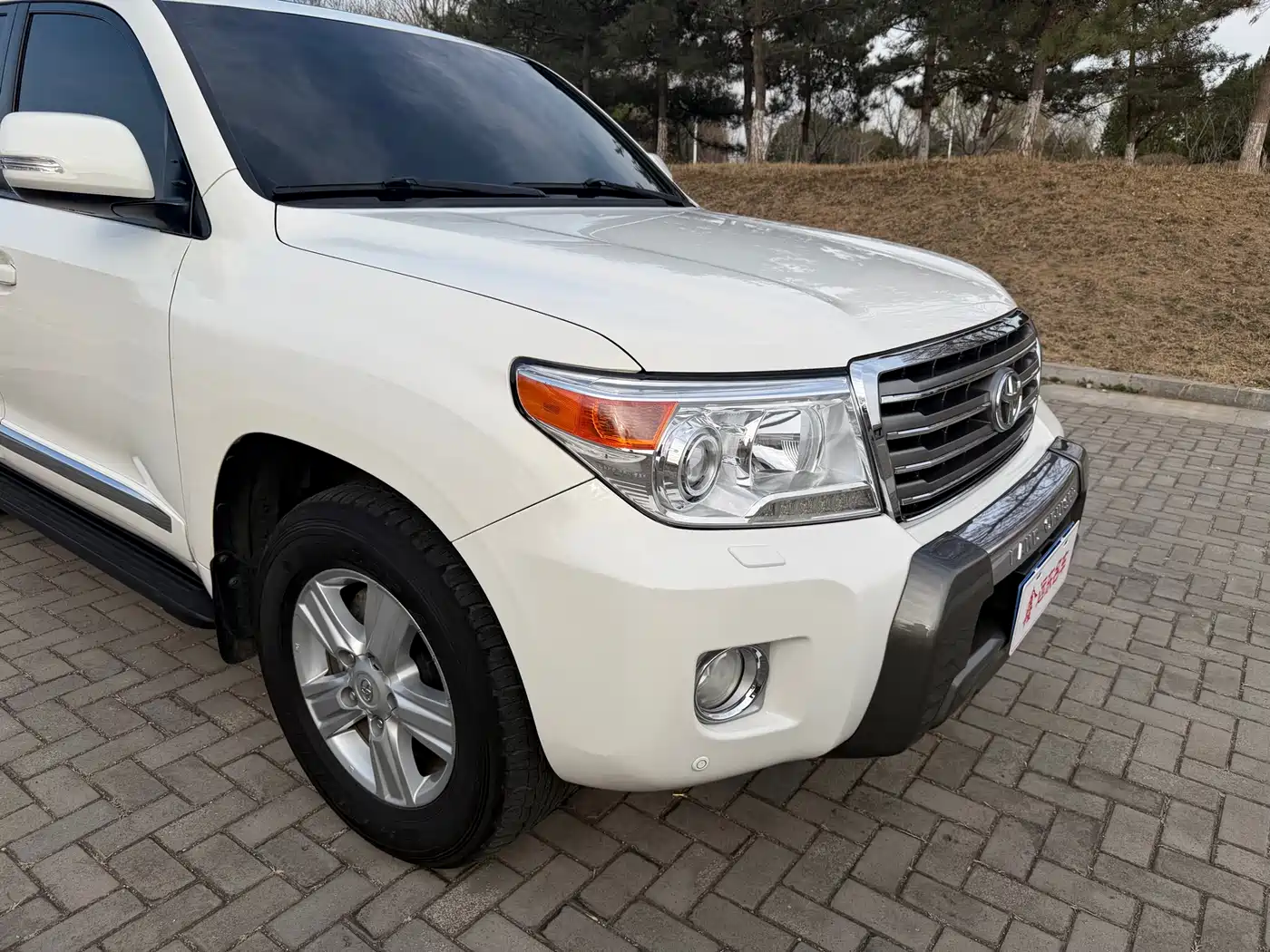 Toyota Land Cruiser 2012 4.6L Automatic VX-R фото 5