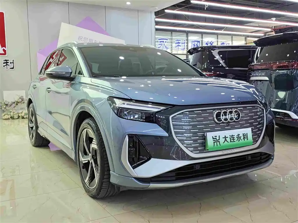 Фото 3 - Audi Q4 e-tron