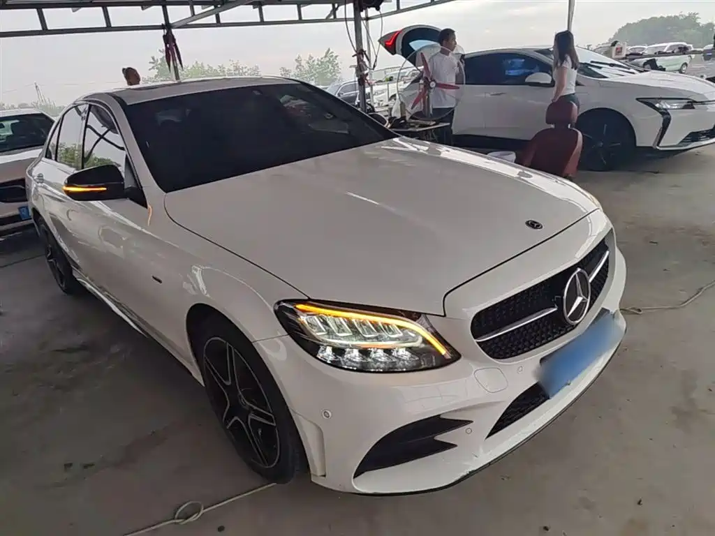 MERCEDES-BENZ CLASS C