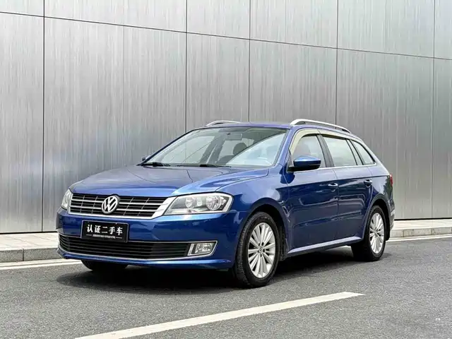  Volkswagen Lavida Tour 2013 1.4TSI Automatic Comfort
