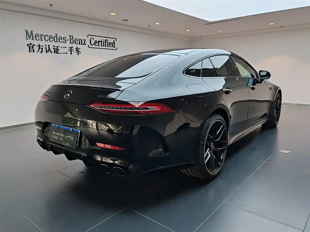 MERCEDES-BENZ AMG GT