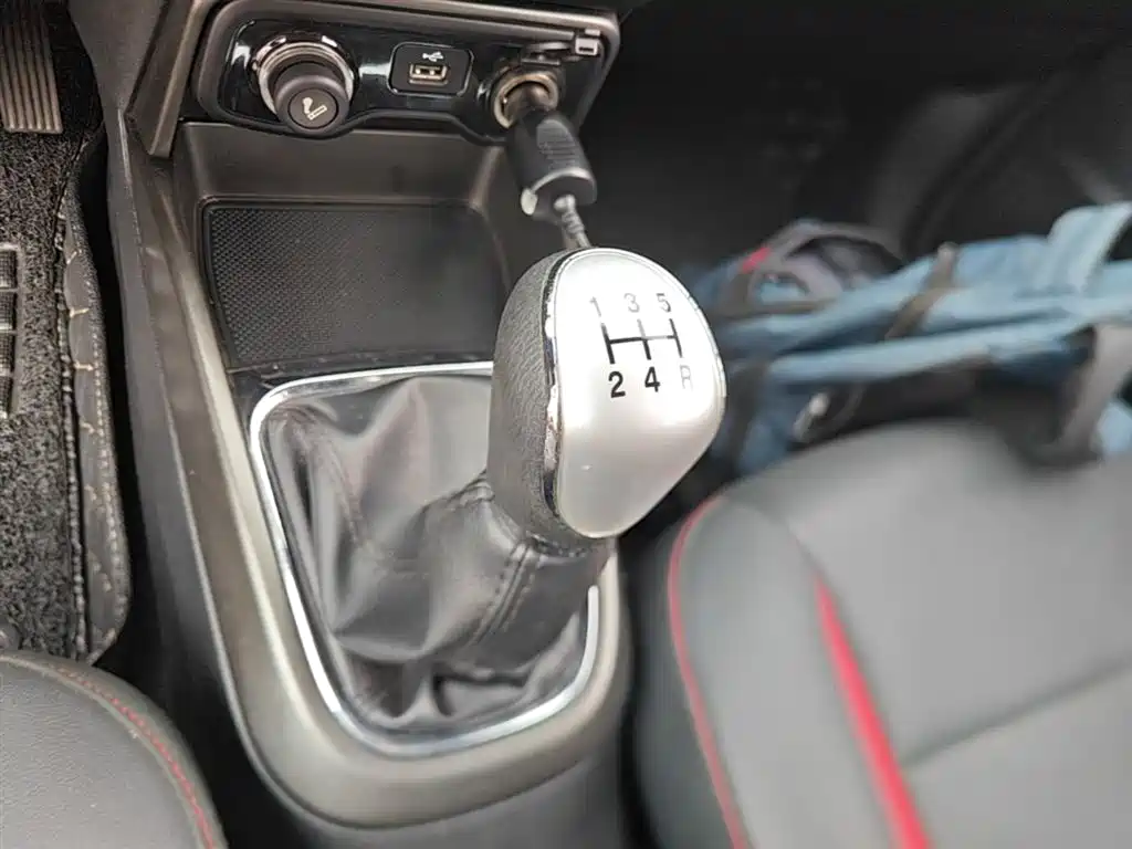 Changan CS15 2017 2016 1.5L Manual Fashion