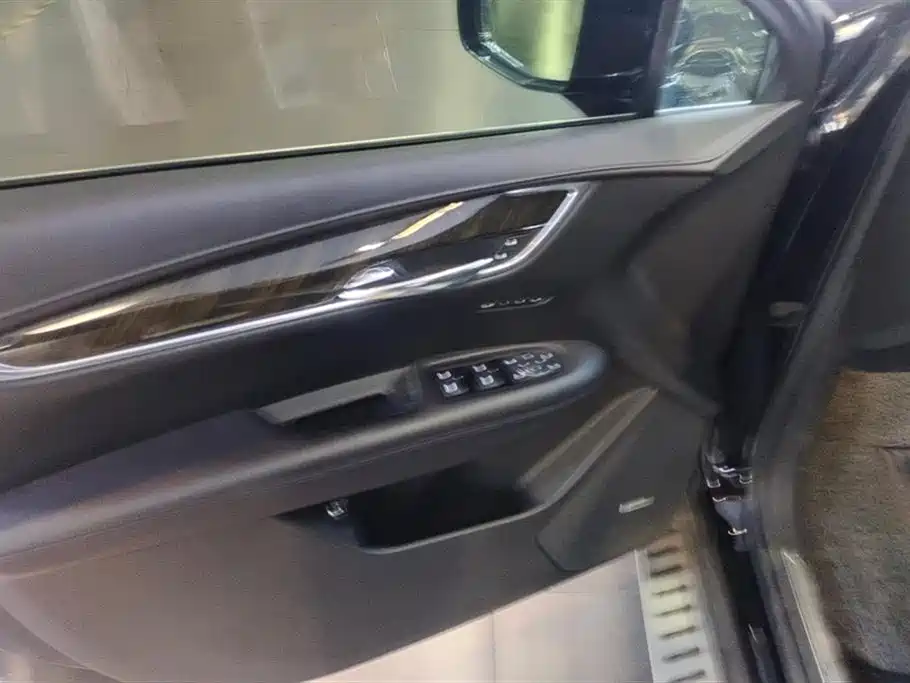 Cadillac XT5 2018 28T 4WD Luxury фото 7