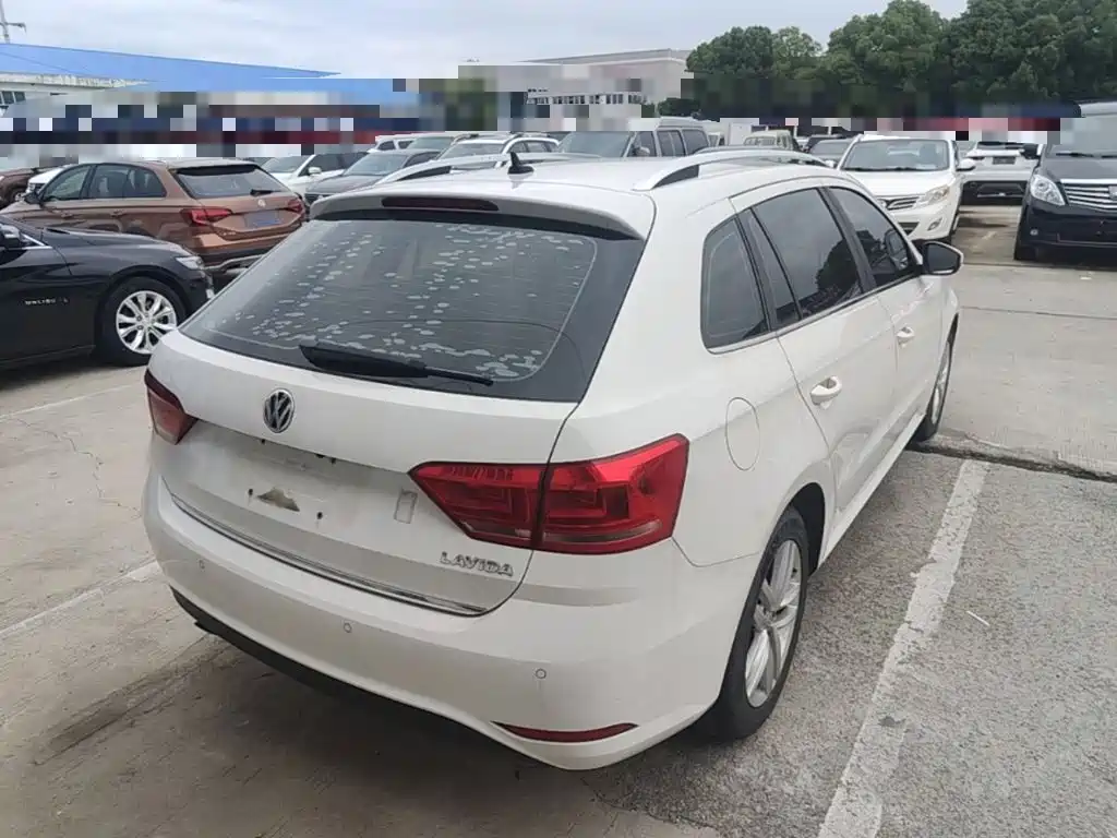 Volkswagen Lavida Tour 2019 2017 180TSI DSG Comfort Edition