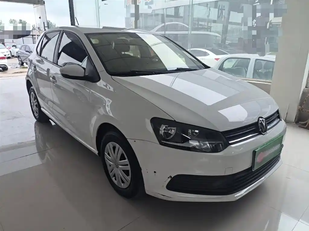 Volkswagen Polo 2018 1.5L Auto Safe Drive фото 4