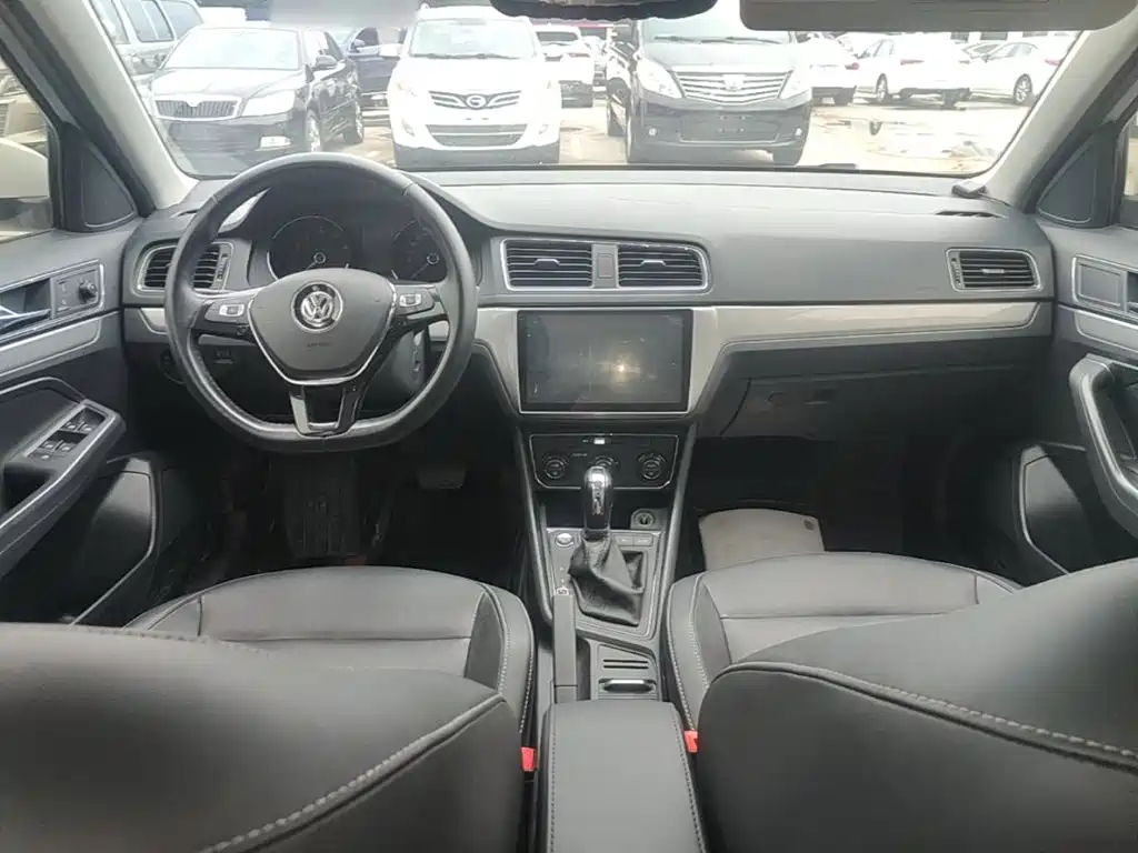 Volkswagen Lavida Tour 2019 2017 180TSI DSG Comfort Edition