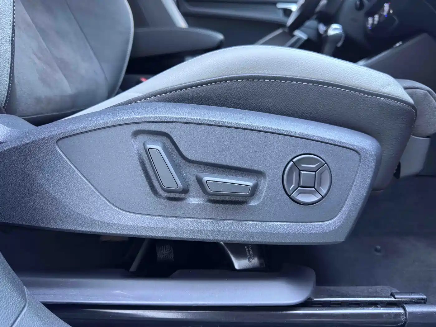 Audi Q3 2023 35 TFSI Fashion Dynamic (1.4T) фото 17