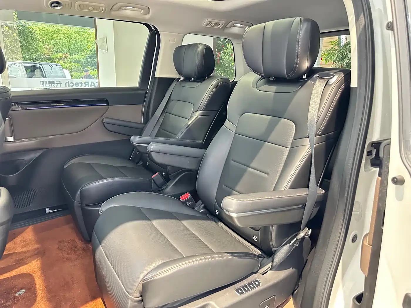 GAC Trumpchi Trumpchi E8 NEV 2024 Model 150km MAX фото 17