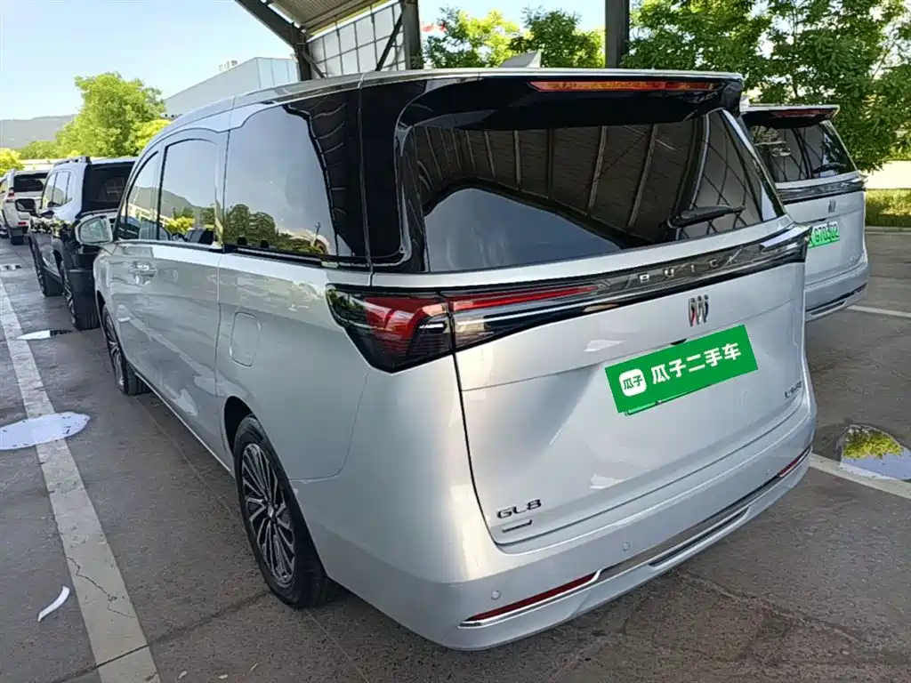 Buick GL8 New Energy 2025 Land Honor Premium Edition 7-Seater фото 5