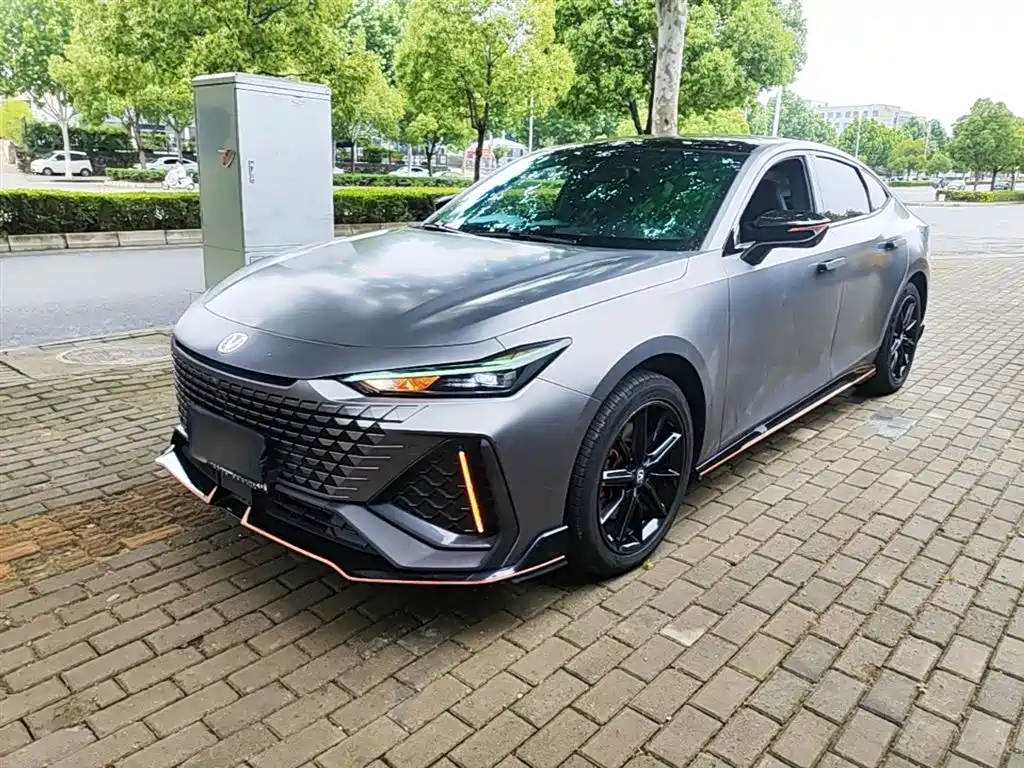 Changan UNI-V 2022 2.0T Speed Leader Edition